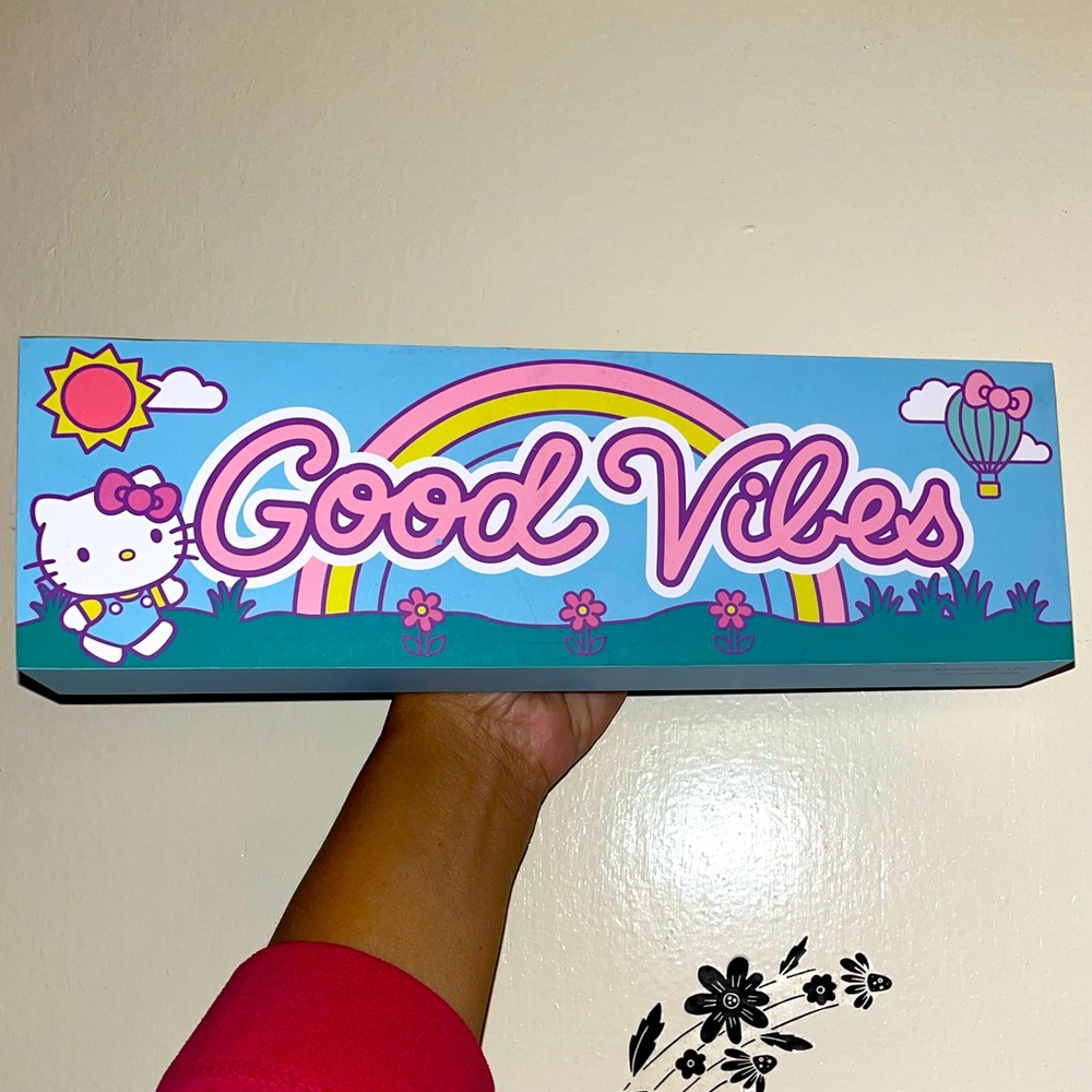 Hello Kitty Frame - Picture 3 of 4